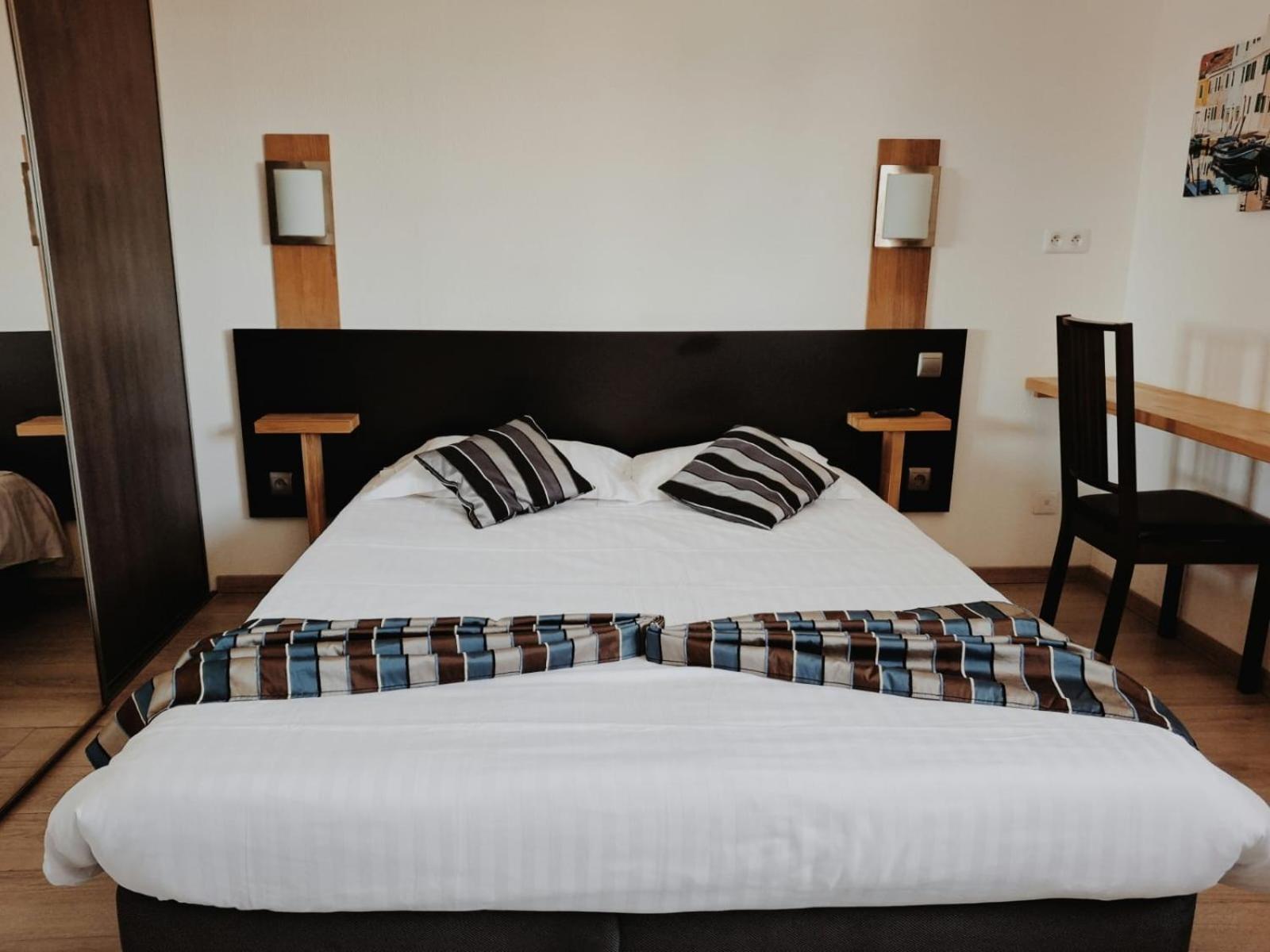 Appart'Hotel Residella House Room & Kitchen Avignon Le Pontet 勒蓬泰 外观 照片